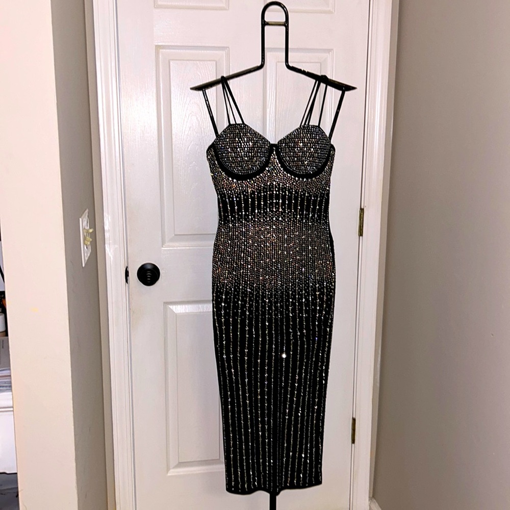 SOLD?????BLK MIDI RHINSTONE PARTY DRESS